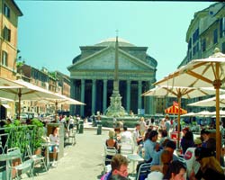 De l'Eglise du Ges&ugrave; au Panth&eacute;on
